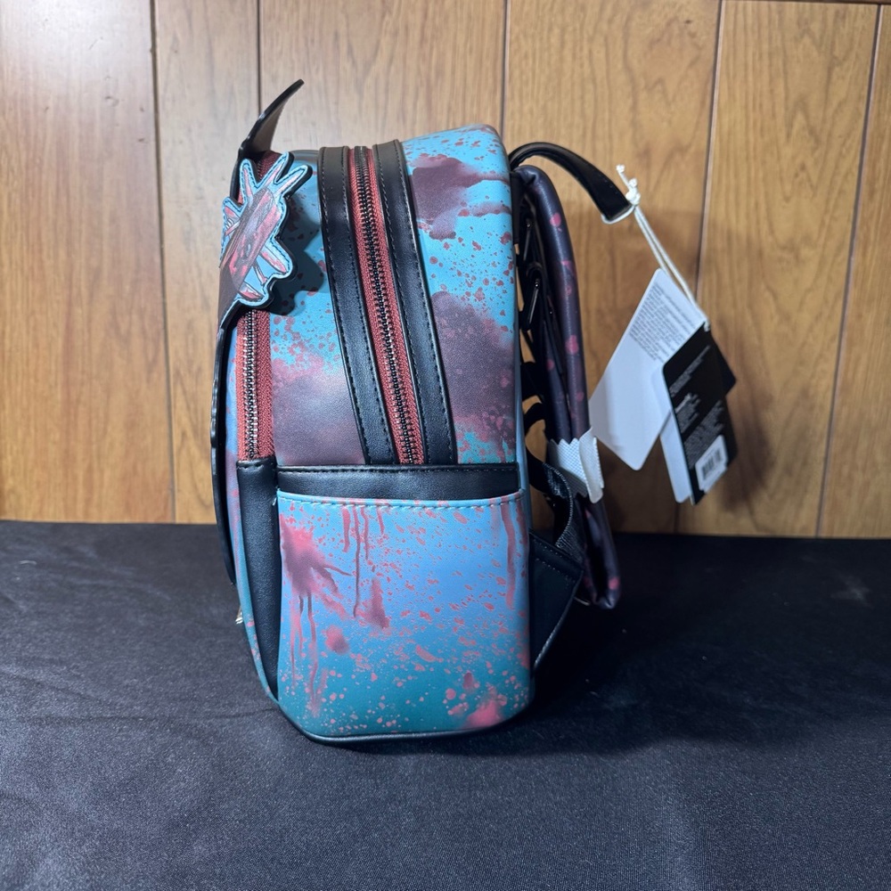 Loungefly Terrifier Art the Clown Glow in the Dark Mini Backpack EE Exclusive - Picture 2 of 8